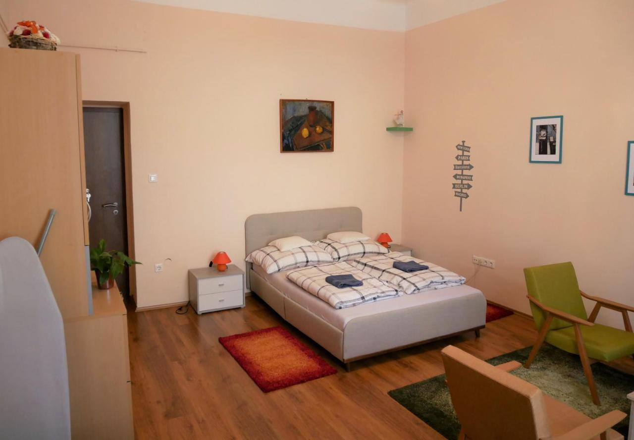 Gala Apartment Győr Extérieur photo