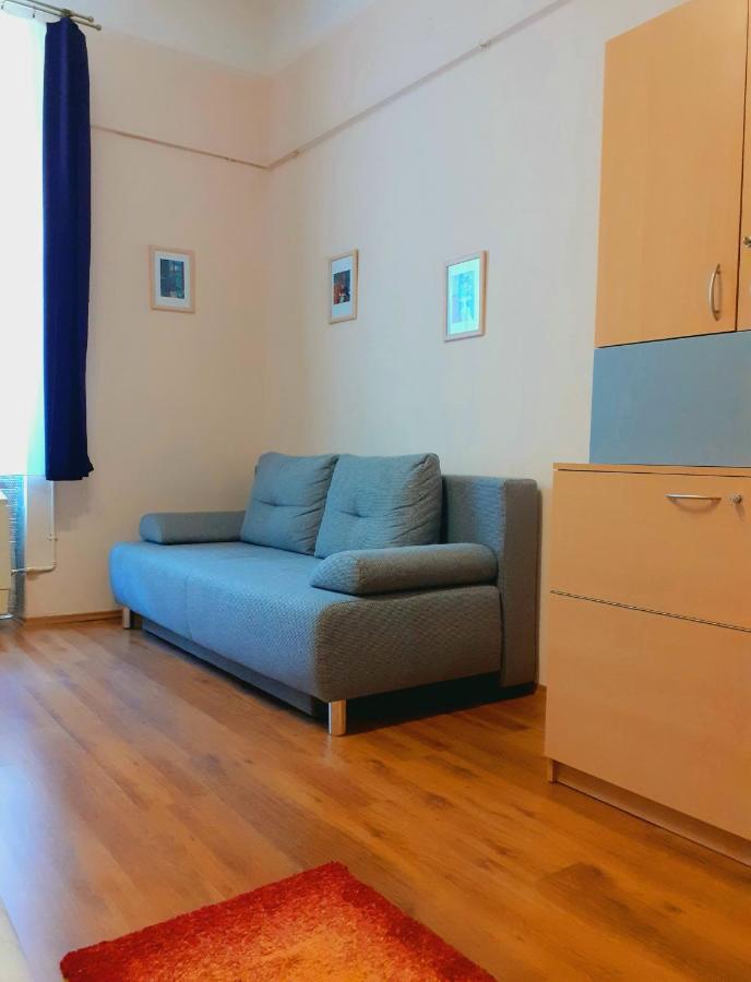 Gala Apartment Győr Extérieur photo
